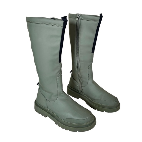 ZARA Chunky Lug Sole Knee High Rubberized Rain Boots - Picture 2 of 10